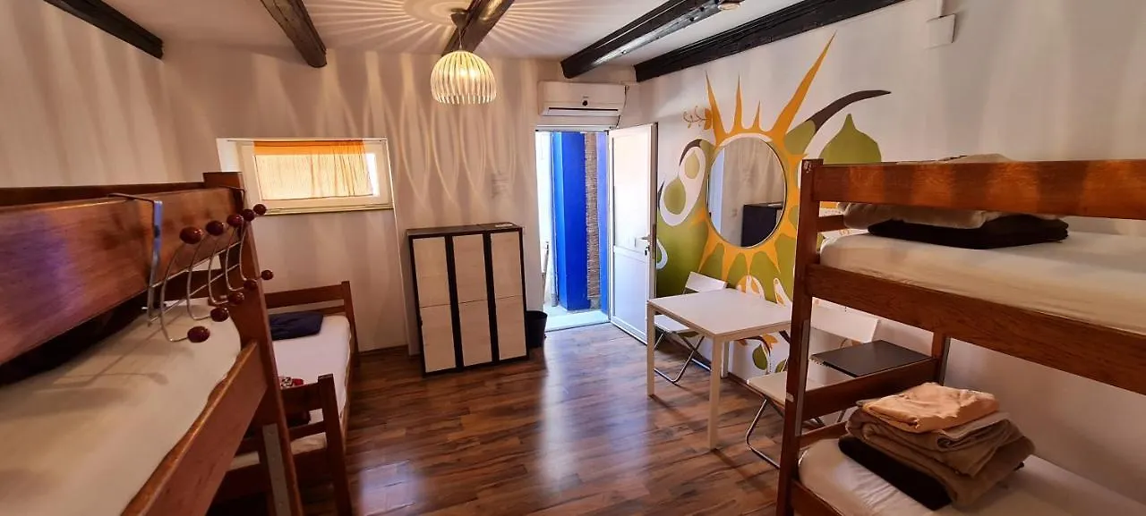 The Lazy Monkey Hostel & Apartments Zadar