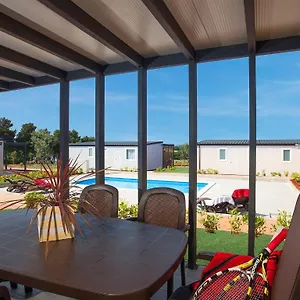 Adria Mobile Homes In Kastanija Kroatien
